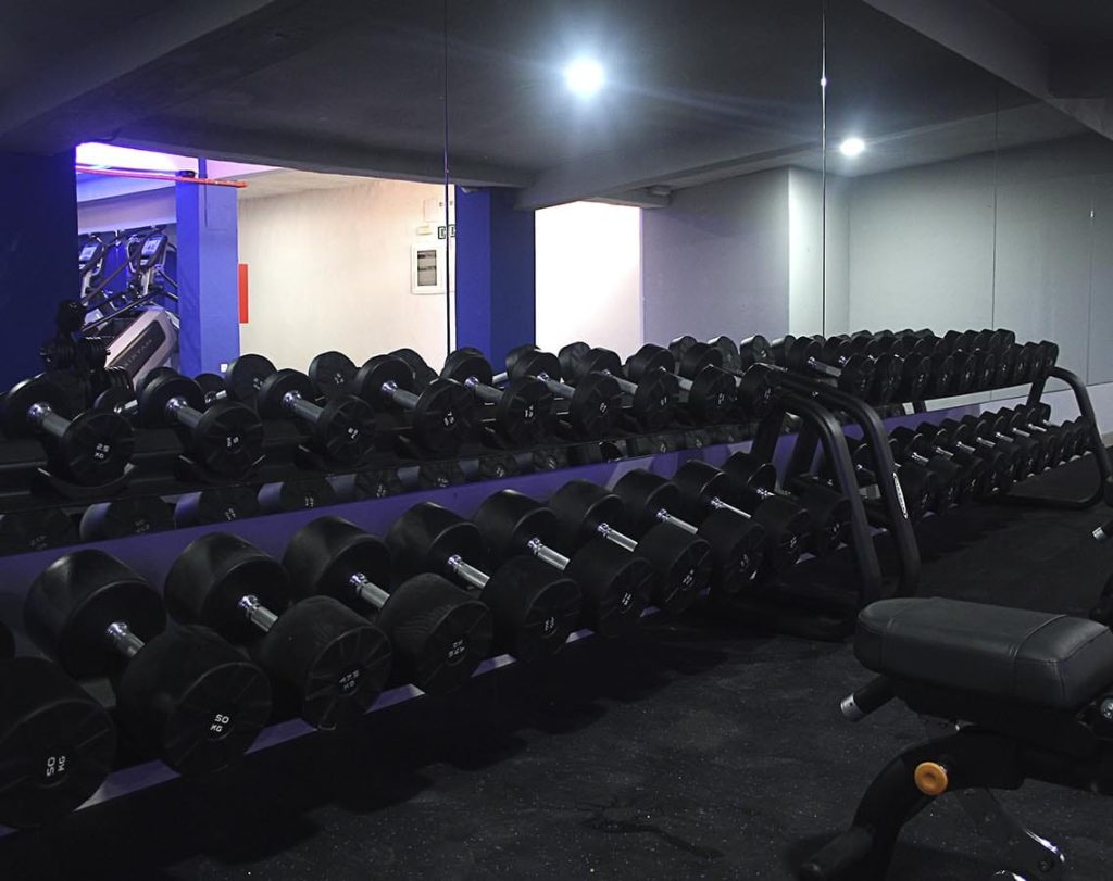 Blue Gym instalaciones Zona Fuerza Gimnasio de Alcalá de Henares.